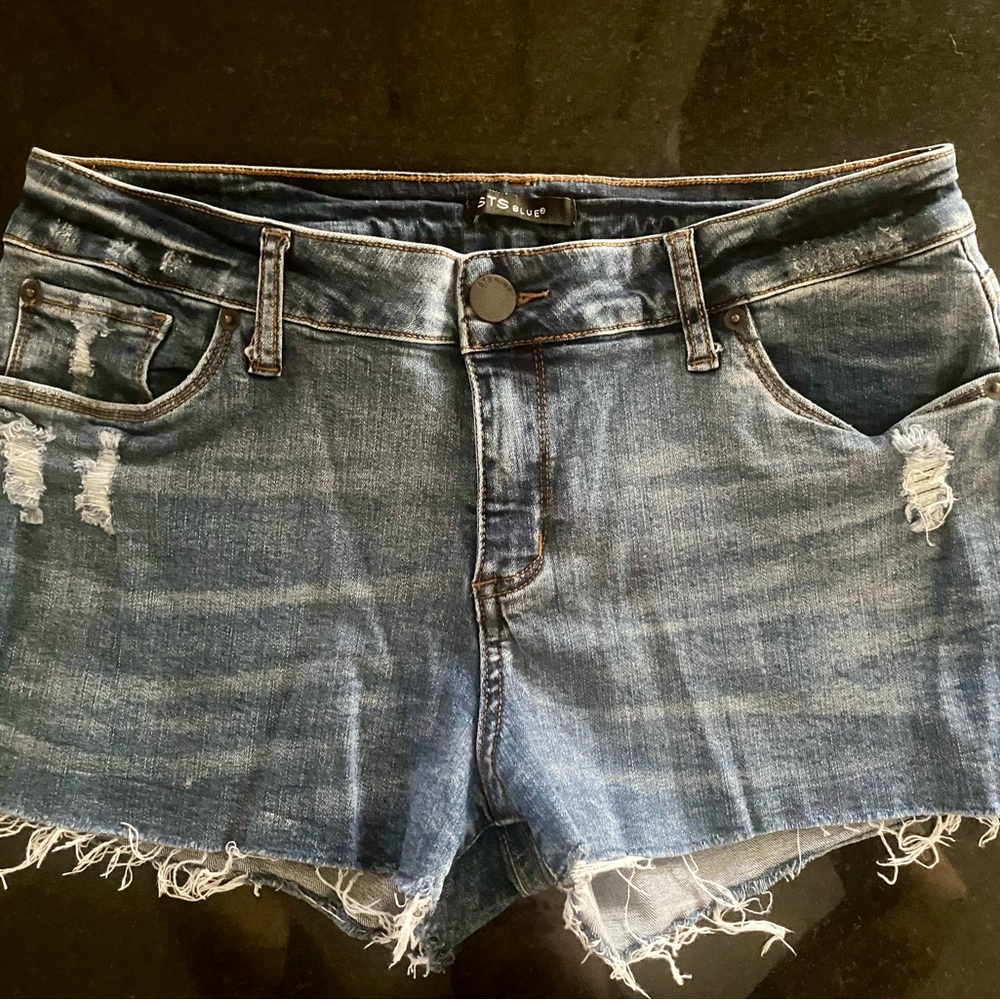 Elle Women's Blue Denim Shorts